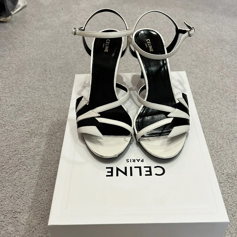 Celine size 38 (8us) beautiful white and black feathered sides. - Picture 1 of 11